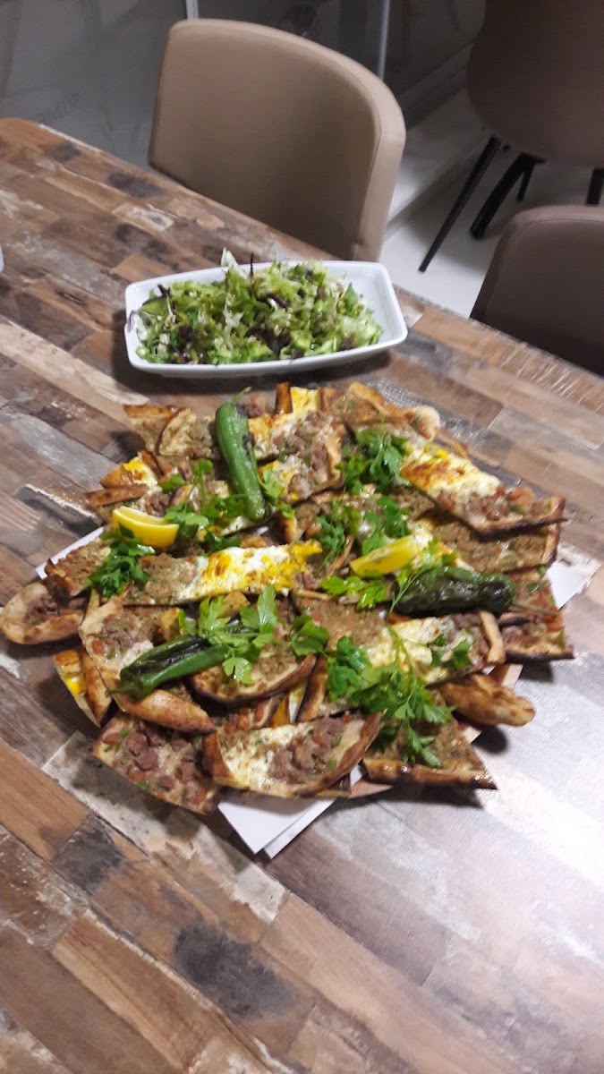 Sümeze Pide Lahmacun Pizza-2