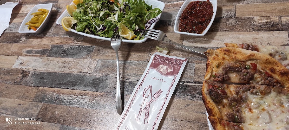 Sümeze Pide Lahmacun Pizza-5